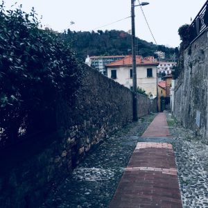 Zona Pedonale - verso il centro di Lerici. Location Scouting Italia - duzimge