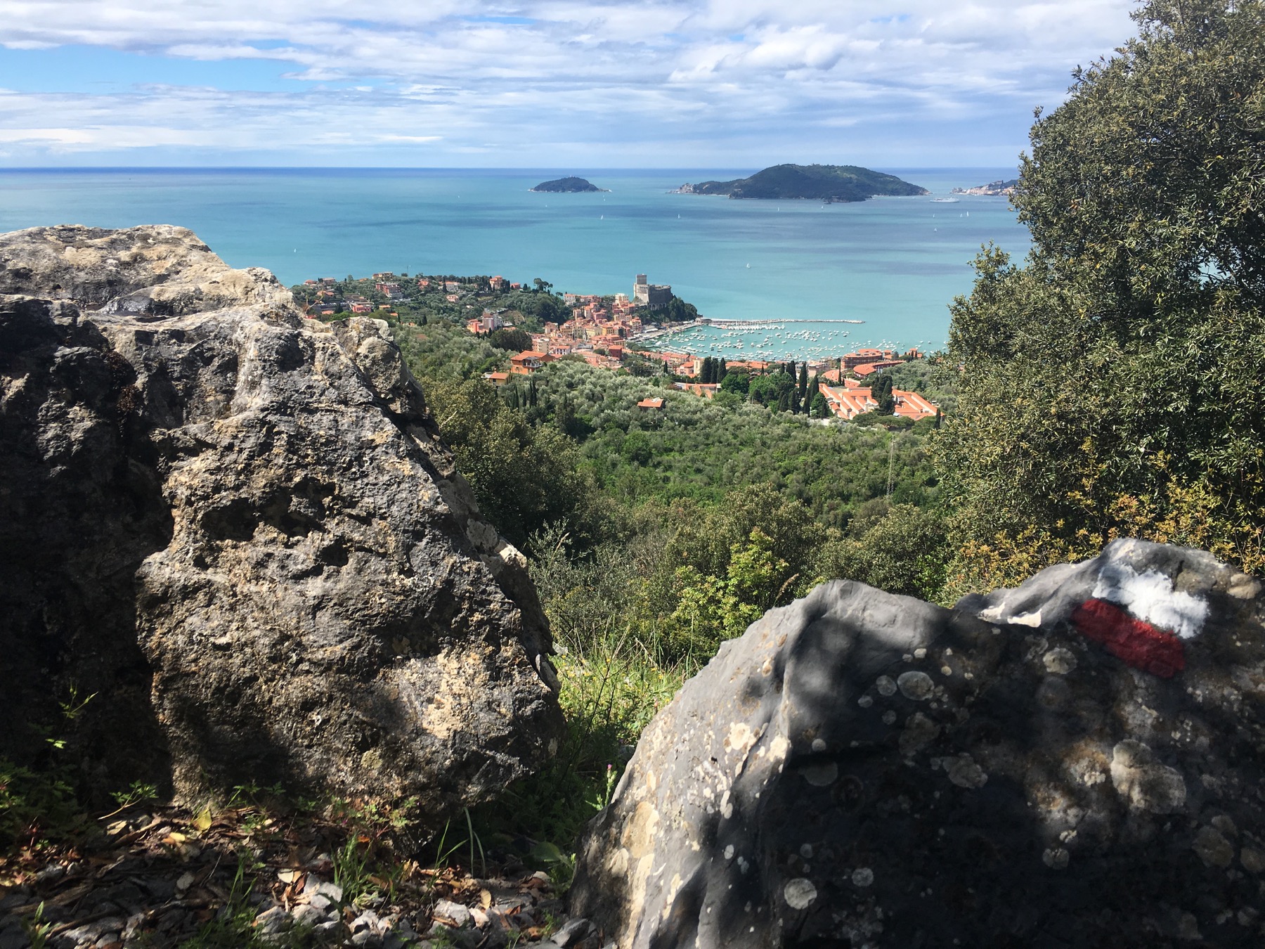 Vista di Lerici ed Isole Palmaria, Tino, dal sentiero CAI - Guercio/Fornace