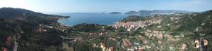 Panoramica aerea del Golfo di Lerici in Provincia di La Spezia realizzata dallo studio 3dmetrica.it