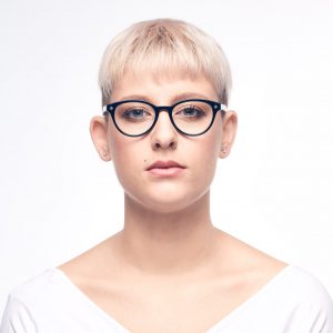 Cover image of Damiani Occhiali ADV 2018. Woman wearing eyeglasses. Image shot by David Umberto Zappa, portrait, advertising, editorial photographer - duzimage / immagine di copertina per Damiani Occhiali ADV 2018. Giovane donna indossa occhiali da vista. Immagine scattata da David Umberto Zappafotografo ritrattista, commerciale, pubblicitario, editoriale.