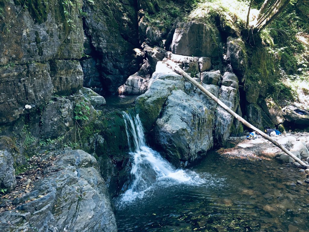 vista della cascata di Parana in Lunigiana, per Location Scouting Italia